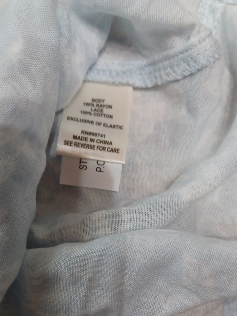 Self E Women's Baby Blue Button Crop Floral Blouse Size L NWT - Picture 5 of 7